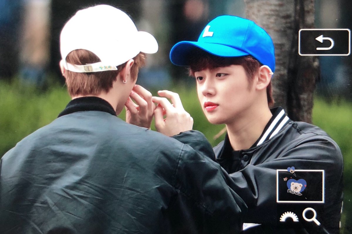kkline93's tweet photo. แง้้้เเเ้้้้้เแงงงงงงงแง้เเเ #บอมจุน https://t.co/md6oQcrAXi