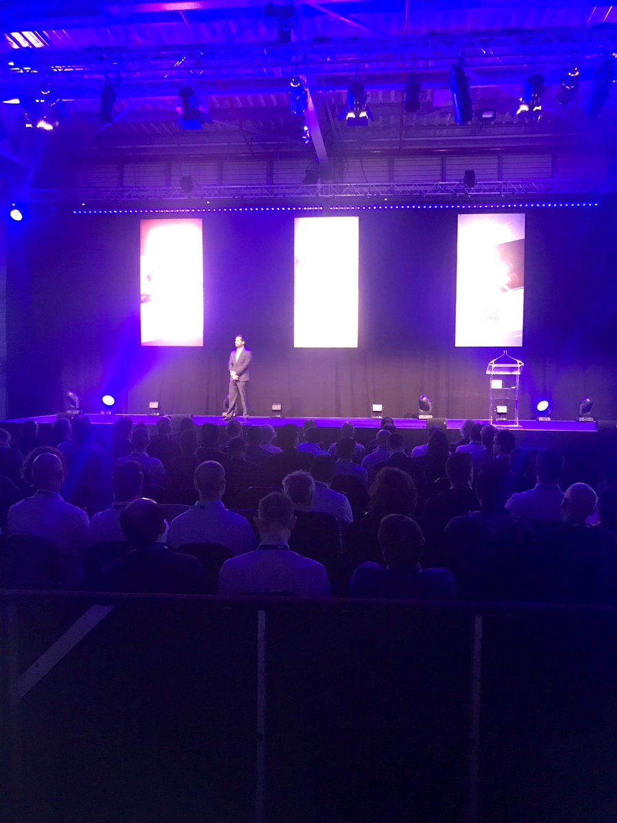 MAllenSuz's tweet photo. #CSSUK #paloaltonetworks with @GregDaySecurity @Just_DaveA @varun__badhwar #agile #automation #cybersecurity #redlock #thefutureofcloudsecurity https://t.co/9OBDZnXtuj