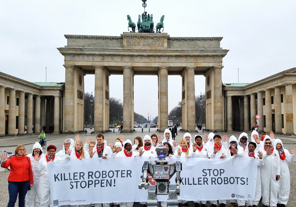 BanKillerRobots's tweet image. Our campaigners have landed in Berlin! We call on the German government, @GermanyDiplo &amp;amp; PM @HeikoMaas to take the lead and launch formal negotiations to prohibit fully autonomous weapons #KillerRobotsGer