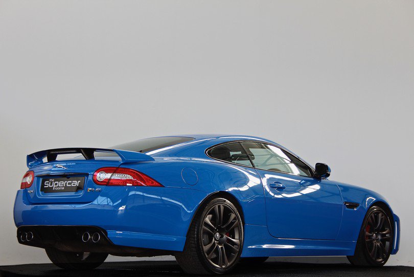 NEW ARRIVAL!

Jaguar XKR-S

A striking example finished in the signature shade of French Racing Blue, Black leather with French Racing Blue piping inside. 

£45,995

thesupercarrooms.co.uk/car-details/ja…