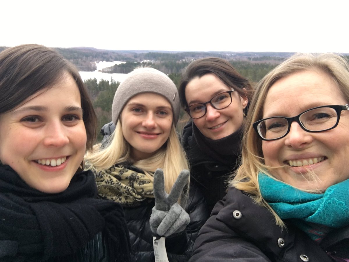 hanni_muukkonen's tweet photo. Thanks to the organizers and co-participants of the Doctoral Consortium at #ITK2019! Presenting their PhD work @KunnariJenni @ASilvola and Egle Gedrimiene #Compleap #AnalytiikkaAly #AnalyticsAI https://t.co/D8UY8Oh30k