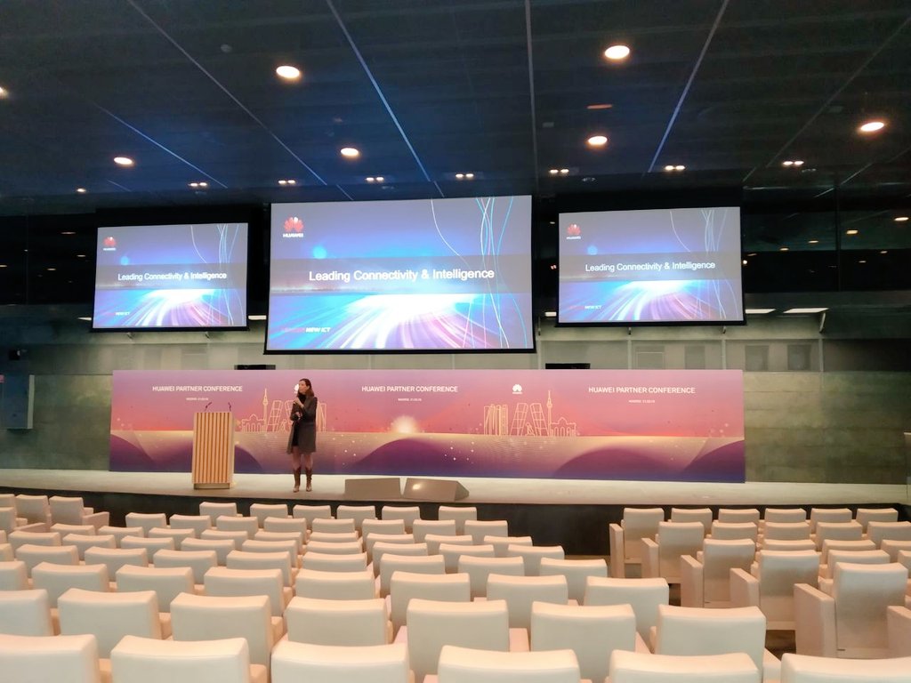 energiro's tweet photo. Presentes en el #HuaweiPartnerConference con las soluciones de Energía como el único CSP 5 Estrellas de @HuaweiSpain - #AlgoMasQueEnergia https://t.co/b6JgjQhzEX