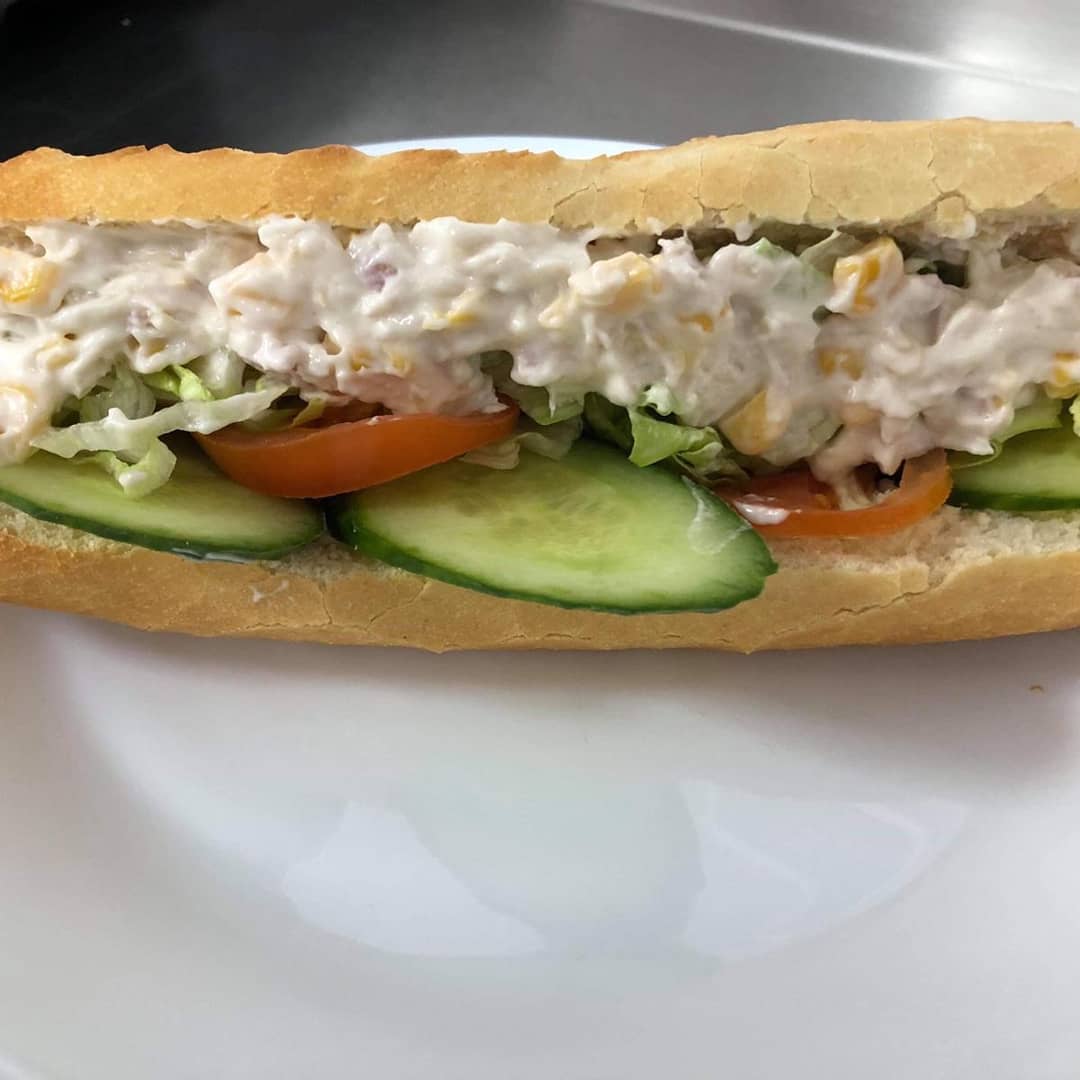Bakebites6's tweet photo. 'Awsome tasting fillings'- Match 2019 customer feedback #brakes_food #countrychoiceUK #bakebites_cannock https://t.co/c1vlxkMz8O