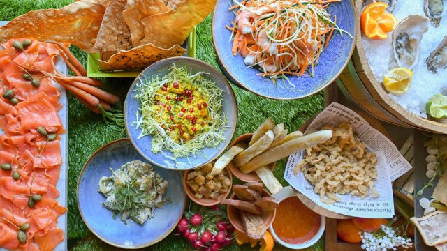 Celebrate #MothersDay with a delicious lunch at #TheMontaguKitchen at <a href="/HyattChurchill/">Hyatt Regency London</a> goo.gl/gVq27P