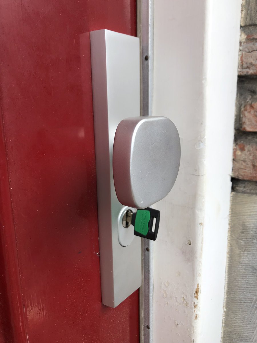 #Meerpuntsluiting geplaatst incl #kerntrekbeslag SKG***. #vooreenveiliggevoel #beveiliging #kerntrek