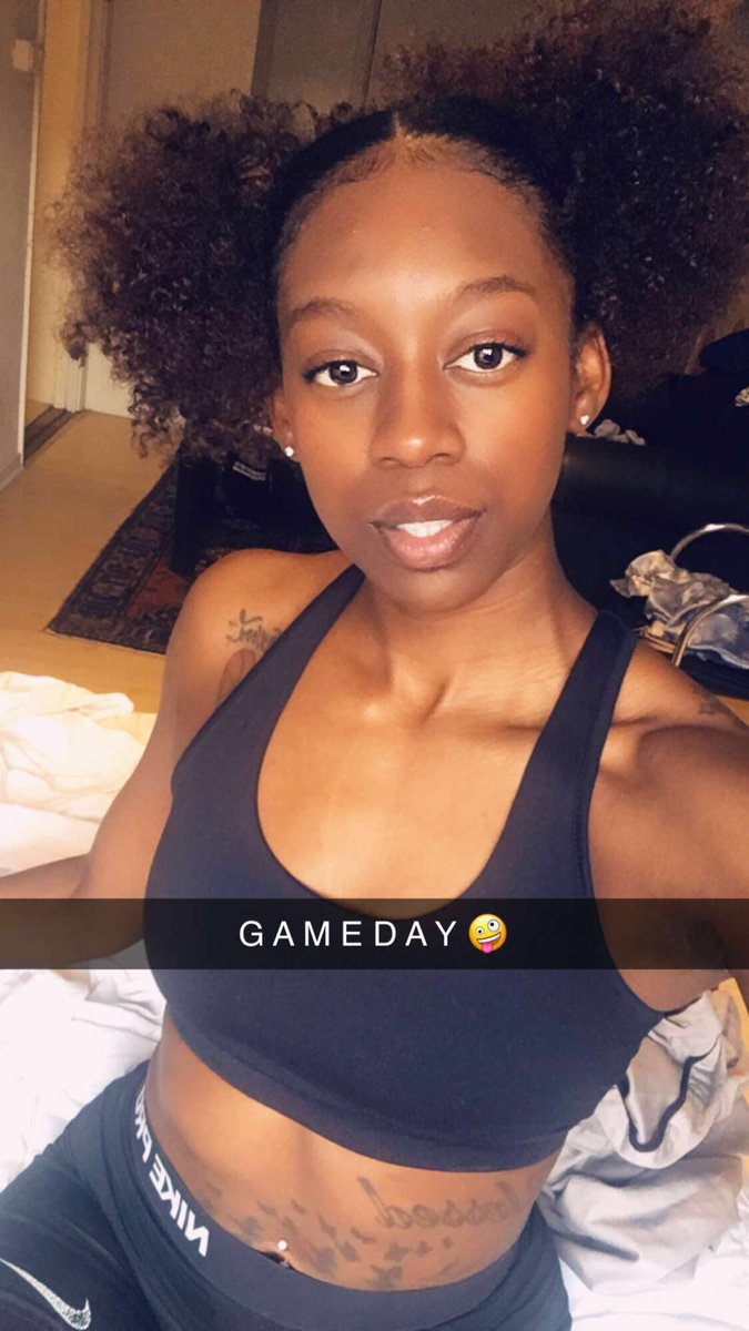 PrettyandBallin tweet media