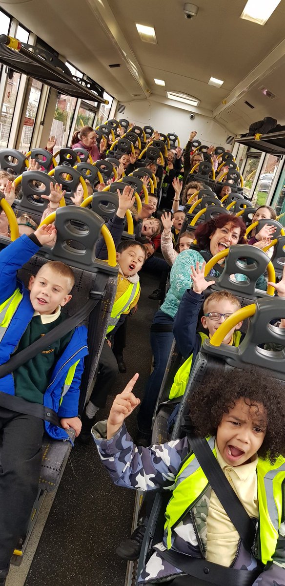 firsprimarysale's tweet photo. Off we go to @ManchesterAirp #year1KT #year1LS #classtrip π«π¬ https://t.co/LkJ7ycxQCl