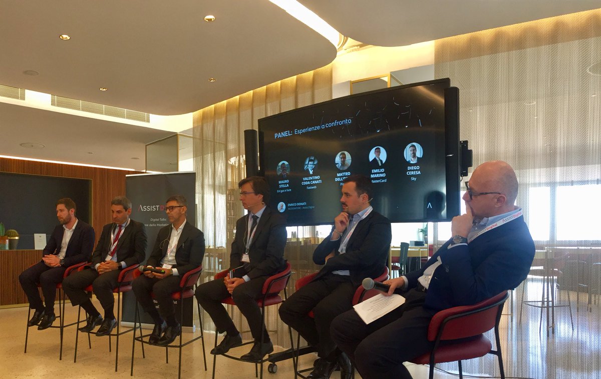 AssistCRM's tweet image. Al #DigitalTalks bello scambio di esperienze tra i panelist sulle diverse modalità di approccio alla #MarketingAutomation 

A bordo: #EniGasELuce #Fastweb #Pirelli #MasterCard #Sky

#ThinkDigitalThinkAssist