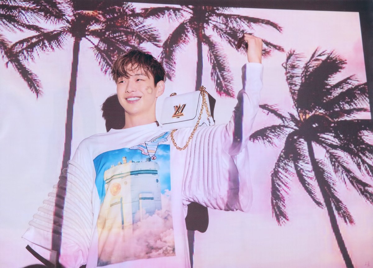 today_dn1210's tweet photo. 강다니엘 ELLE 엘르 4월호 스캔본
https://t.co/oKDEGjZvH0
https://t.co/lfvZwxD2rJ
https://t.co/7Tyl6SnbtN
#강다니엘 #kangdaniel https://t.co/2UIY26DJlm