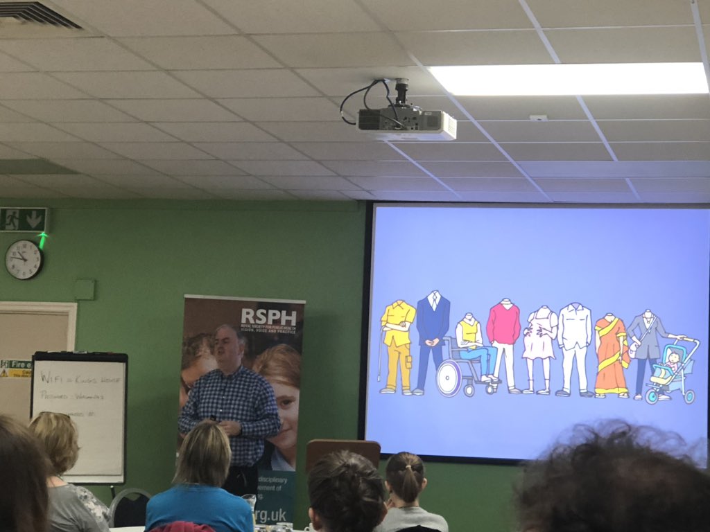 charleskod's tweet photo. Now hearing from Professor Chris Williams of @UofGlasgow on the Five Areas of Mental Health and Wellbeing! #Connect5 is about talking and relationships! #Connect5North https://t.co/CpL2DHLxGG