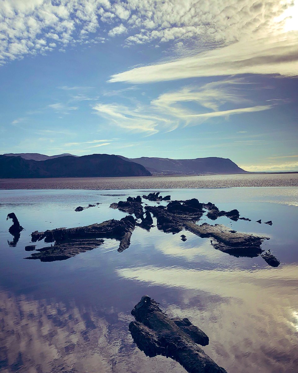 A11eey's tweet photo. Spring equinox at Llandudno west shore beach.
@ivisitwales @beauty_wales @ItsYourWales @ruthwignall @VisitNorthWales @findyourepic @WalesCoastPath @WalesGuide @wonderfulwales @DerekTheWeather @BBCSpringwatch @nwalestweetsuk @northwalestoday @tv_conwy @ConwyVisit https://t.co/mXdqoWrVUS