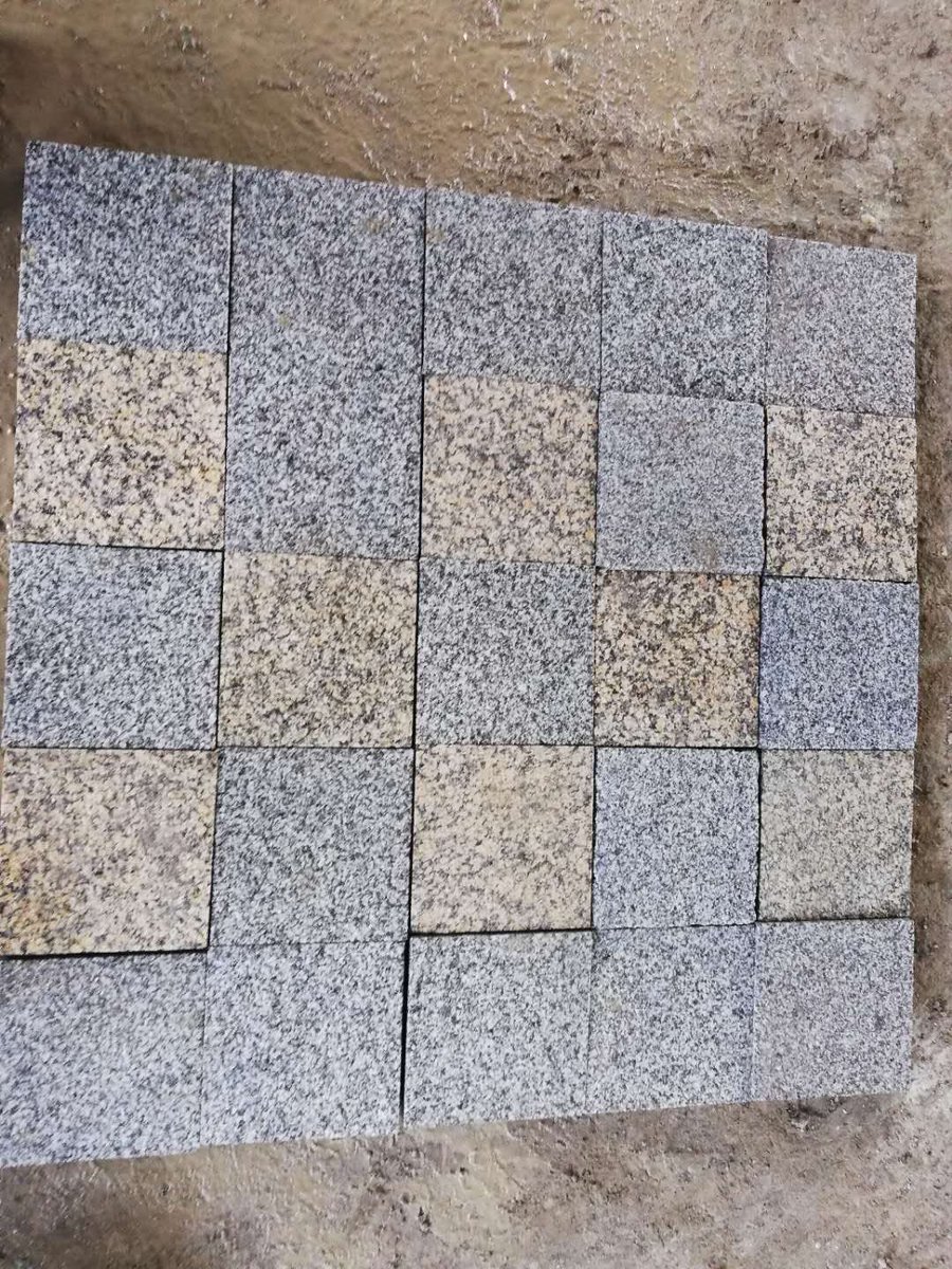 Импортийн чулуунаас гадна дотоодын чулуугаа хөгжүүлэхийг хичээж байна. Магадгүй чулуу оруулж ирэх биш гадагшаа гаргах өдөр байгаа гэдэгт гүнээ итгэдэг. #Монголборжин чулуун явган зам, авто зам, замын хашлага, хавтан хийнэ. Холбоо барих:88008365