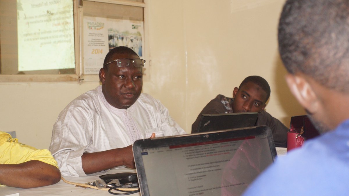 RoassnN's tweet photo. Atelier de formation
 Renforcement des capacités des membres du Bureau Exécutif National (BEN) du ROASSN et l’équipe technique de coordination
 du 20 au 21 Mars 2019          Jour 02
https://t.co/UJtGYw8tV7 https://t.co/aJWPi2vSG4