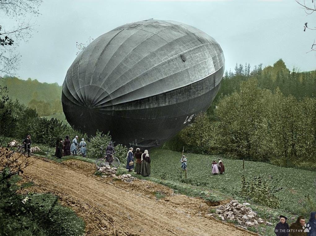 myrmekochoria's tweet photo. German zeppelin LZ 49 in France crashed in France 1917. Zeppelin L-49, shown here, was forced to land at Bourbonne-les-Baines, and so became the first German airship captured intact. @HardcoreHistory 
Article: https://t.co/Wr3KZt9iqH
#history #WW1 https://t.co/hutPGh5C01