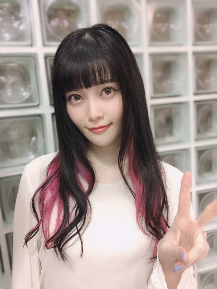 大森日雅 春 4月末のライブまで髪がんばれ 終わったらピンクの量を少しだけ減らしてもらうよ 黒 ピンクぱっつん インナーピンク 大森日雅 春 4月末のライブまで髪がんばれ 終わったらピンクの量を少しだけ減らしてもらうよ 黒 ピンクぱっつん インナーピンク