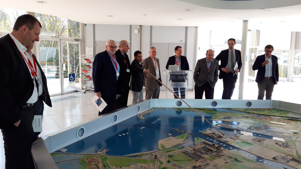 FranckVincendon's tweet photo. #GRTgaz présente son projet @powertogas @Jupiter1000PtG de à une délégation d'industriels Autrichiens avec #GPMM et @ProvencePromo https://t.co/26gdTVSonv