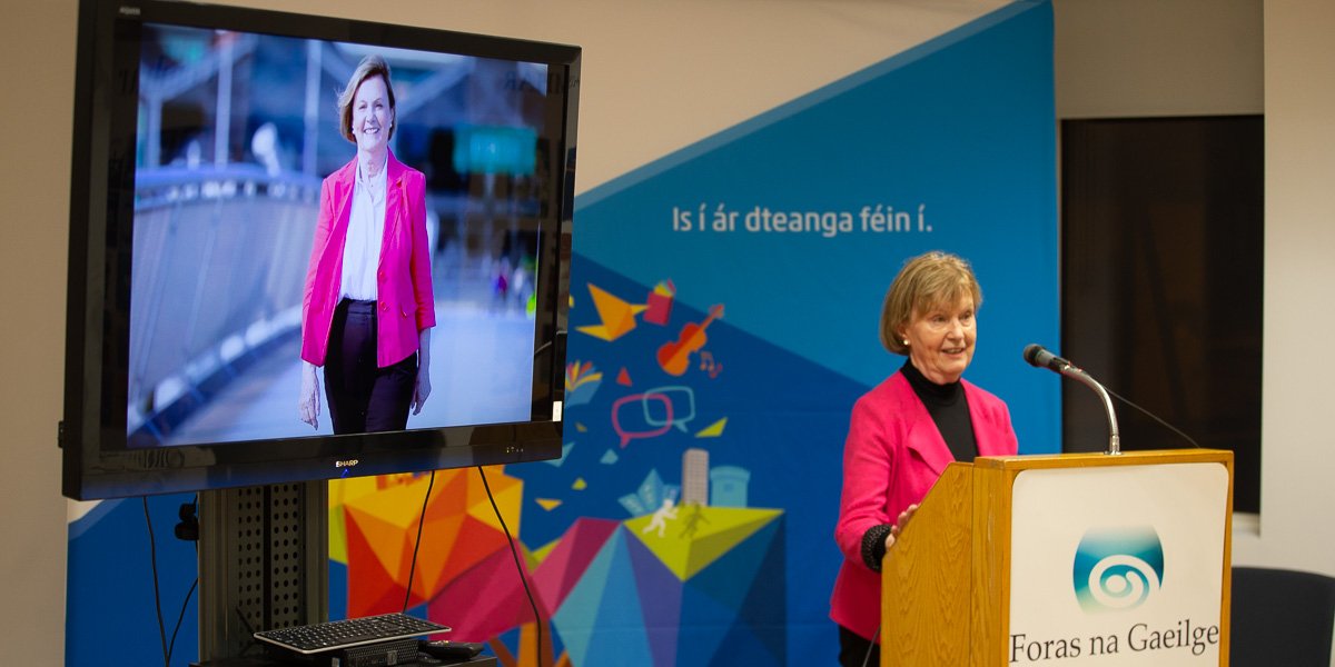 Gradam Alumni de chuid Ollscoil na hÉireann, Gaillimh le bronnadh ar an iriseoir Póilín Ní Chiaráin tuairisc.ie/gradam-alumni-…