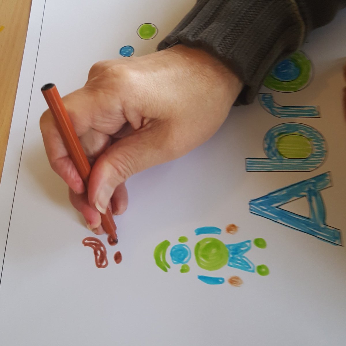 Zo ziet Arie het nieuwe <a href="/abrona/">Abrona</a> logo 
<a href="/Abrona_InBeeld/">Abrona In Beeld</a> 
<a href="/FemkeStiekema/">Femke Steenbrink</a>