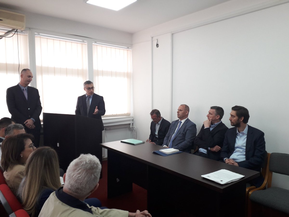 UNICEFKosovo's tweet photo. HAPPENING NOW! Drenas is the 16th municipality in #Kosovo launching the Home Visiting Programme in order to reach through health services #mothers and #children and especially the most hardest to reach. The programme is supported by UNICEF and implemented by the MOH. https://t.co/3dhnkvP5pV