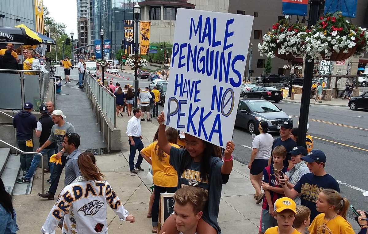 Preds615's tweet image. GAME DAY!!
PUCK DROPS AT 7PM CST 
#PITvsNSH