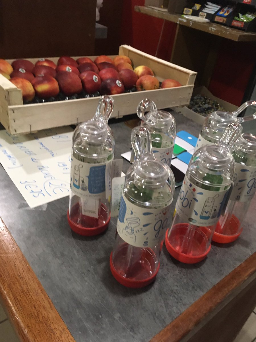 🍃🌾[D-DAY]🍀🌱
Repas à 1€ #végé et vente de gourde <a href="/gobilab/">Gobi</a> 😊 à l’@isenlille dans le cadre de la 15ème édition de la semaine du #DeveloppementDurable @yncrea_hdf pour la #SEDDCampus