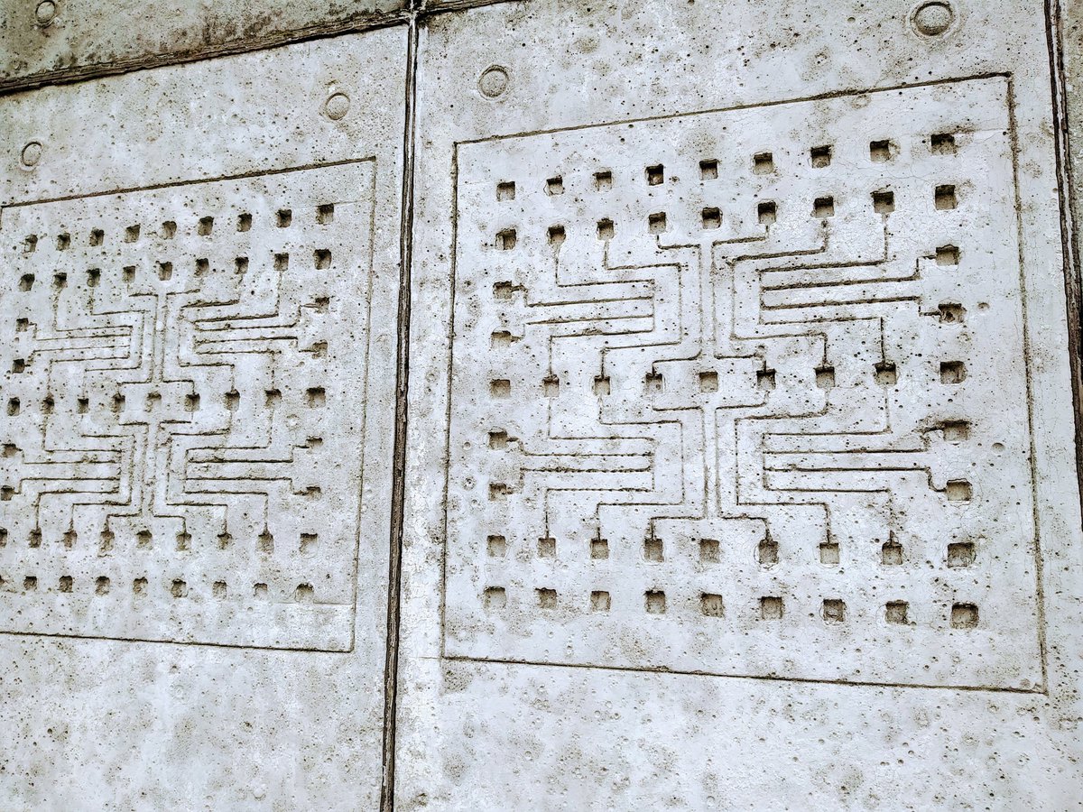 Trois stèles, pour une histoire imaginaire de l'écriture. Pierre-Marc Debiasi. #Grenoble #Isere