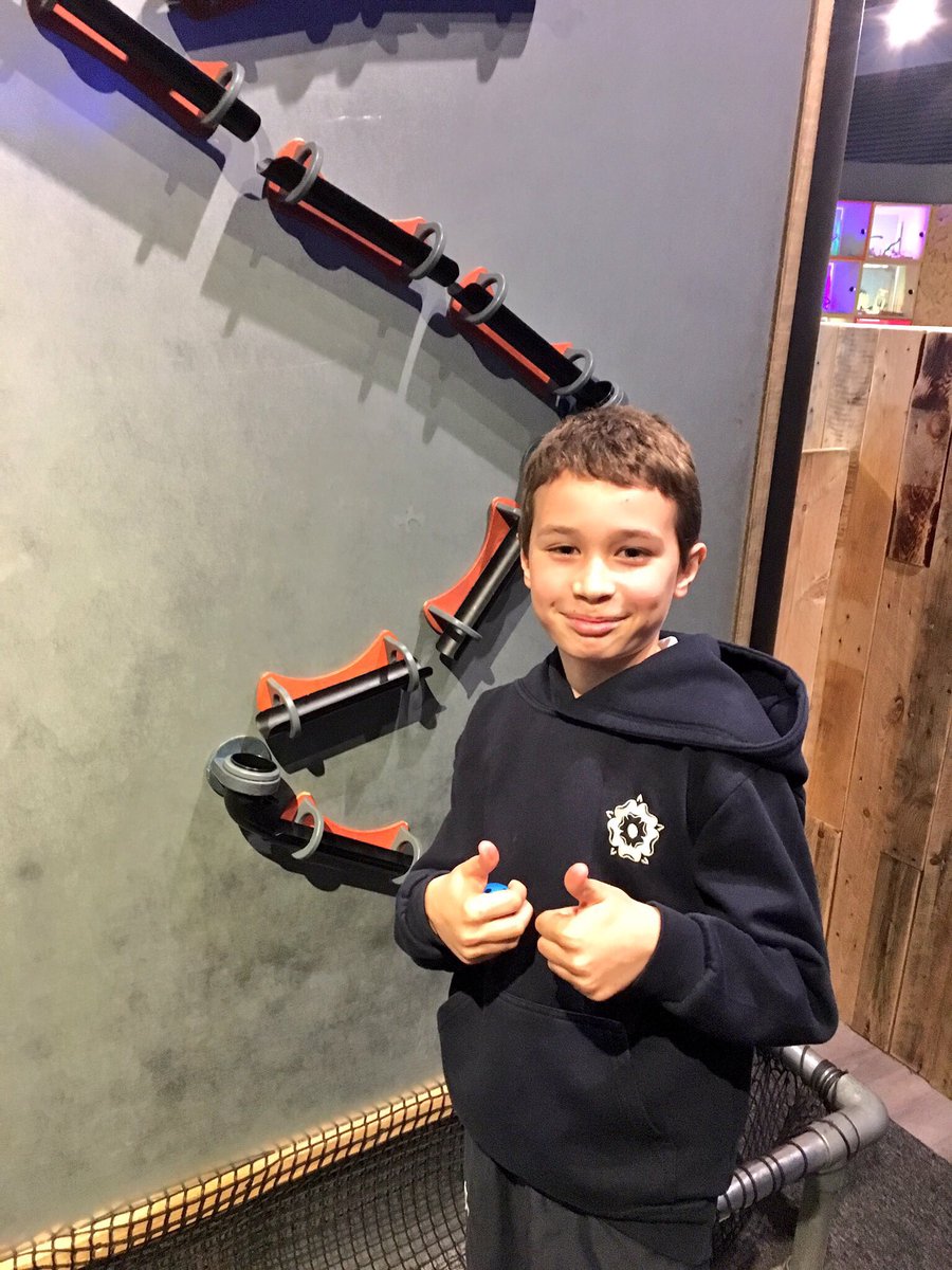 KESBathJunior's tweet photo. Exploring the exhibits at @wethecurious_ #KESscience https://t.co/TVBYvwMs2e