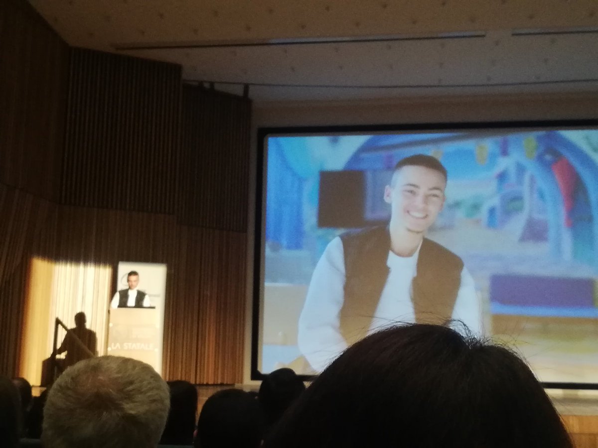 Alessandro, un giovanissimo che ha dovuto affrontare il duro percorso delle terapie oncologiche: "se sono qui lo devo a voi" <a href="/Fondaz_Veronesi/">Fondazione Veronesi</a> #progressodellescienze #cerimoniadeigrant2019