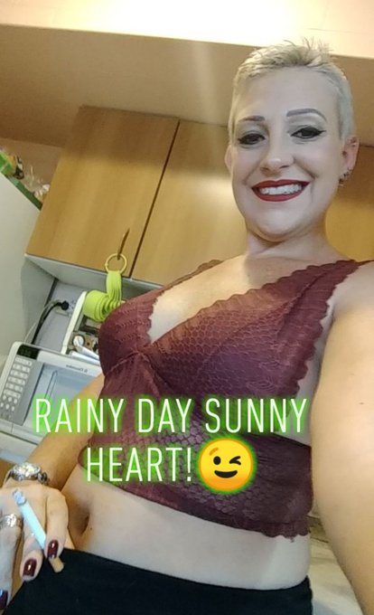 Good morning https://t.co/QTrUpkS43E<a href="/tag/today"class="tags"><span>#today</span></a><a href="/tag/camshows"class="tags"><span>#camshows</span></a>