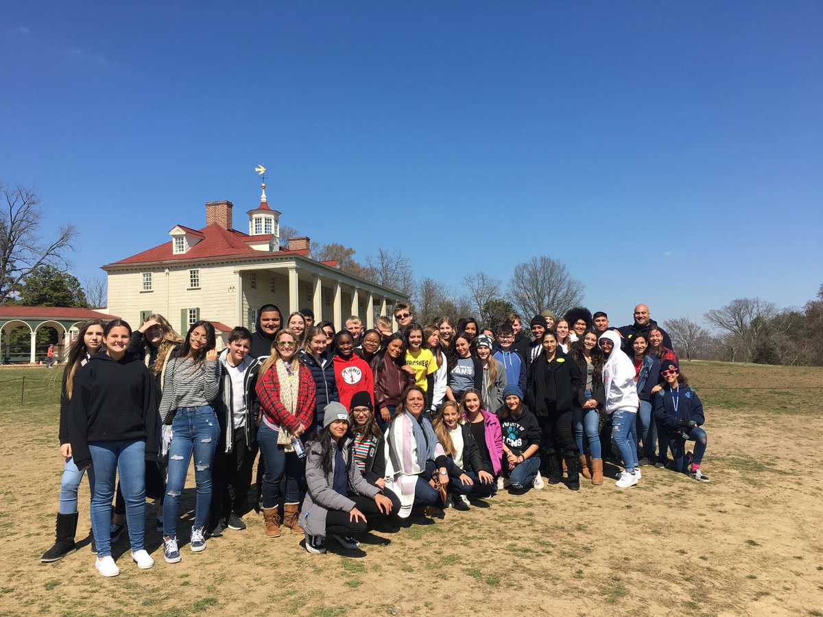 Lyons Creek Middle School at Mt. Vernon hanging out at Washington’s House