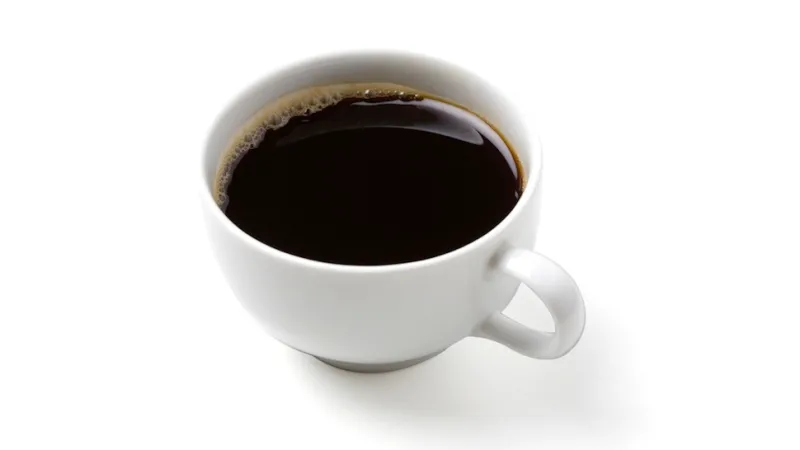 Jezebel's tweet photo. Study says people who take their coffee black have psychopathic tendencies https://t.co/LRsCIiRvIV https://t.co/P76iQZt6n5