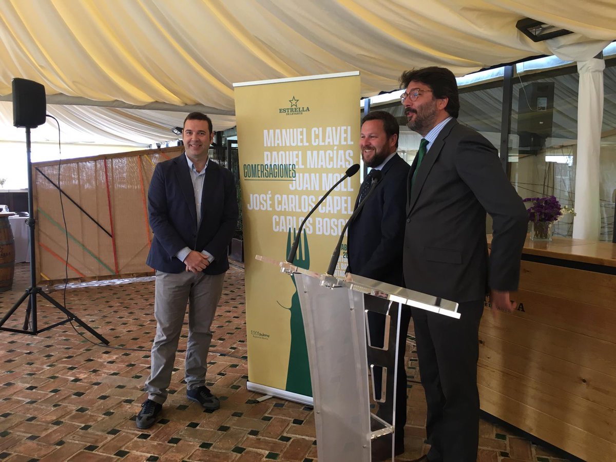 El próximo 8 de abril en <a href="/El_Batel/">Auditorio El Batel</a> no te pierdas la 2 edición de #Comersaciones con <a href="/estrellalevante/">Estrella de Levante</a>. Grandes profesionales del mundo gastronómico hablarán sobre #ElCliente <a href="/mclavelrojo/">Manuel clavel rojo</a> <a href="/JuanMoll67/">Juan Moll</a> <a href="/RaquelMaciasZ/">Raquel Macias</a> <a href="/JCCapel/">Jose Carlos Capel</a> <a href="/CarlosBoschV/">Carlos Bosch Valero</a>