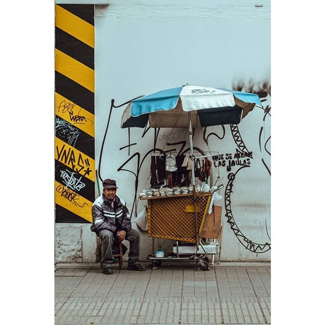 luidrustig's tweet photo. Street vendor
.
.
.
.
.
#bogota #peopleofcolombia #documentingcolombia #streetsbogotá #urbanromantix #streetphotographycolombia #mydaidia #sweet_street_beat #lifeisstreet #lensonstreets #wearethestreet #fromstreetswithlove #streetleaks #majestic_people #… https://t.co/rFi3zPr2Dq https://t.co/9sWkn9cMiE