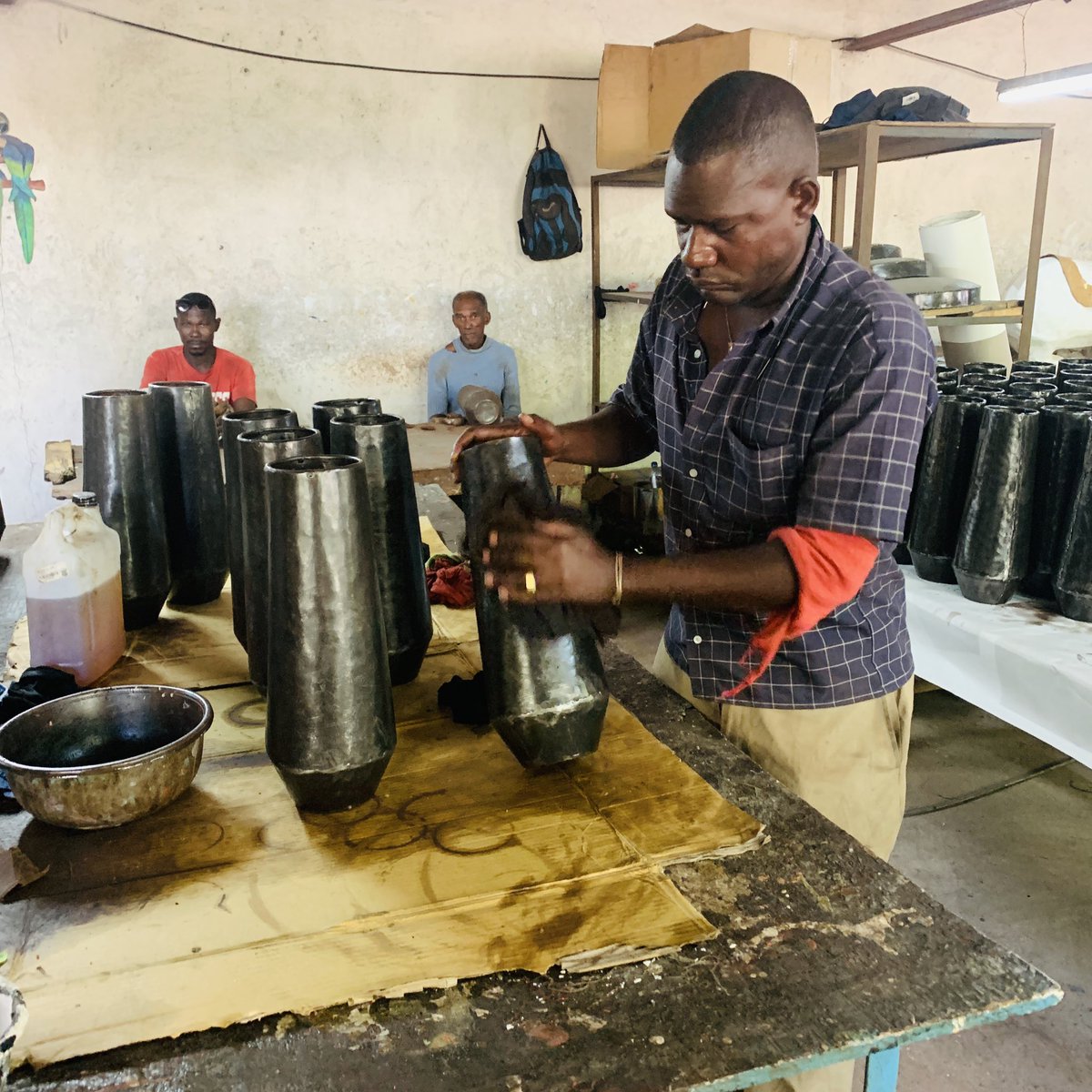 Caribbean_Craft's tweet photo. Some of our metal work in progress for @westelm 🌟 #metalwork #haiti #caribbeancraft @jdresse @PwojeLEVE 🌟 📷 @nadiatodres https://t.co/5f5PcjRHgV
