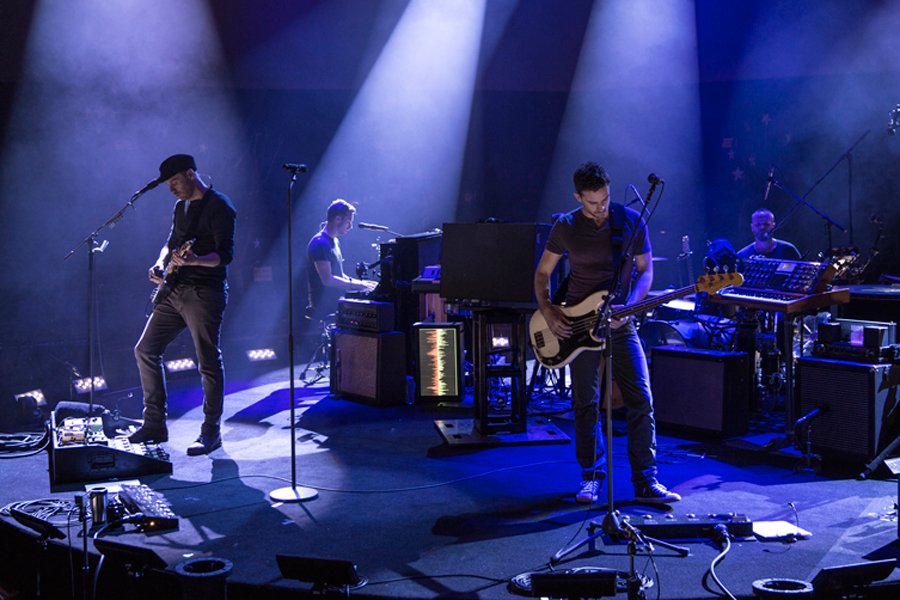 coldplayxtra's tweet photo. #OnThisDay 5 years ago…

Coldplay premiered and performed their #GhostStories album in-full, at a custom-built arena in Los Angeles 💙

The show later aired on prime TV networks around the globe and was released as #GhostStoriesLive2014

📅 21 Mar 2014
🎥 https://t.co/6DeSQi6TAq https://t.co/MMhiQQz9dZ