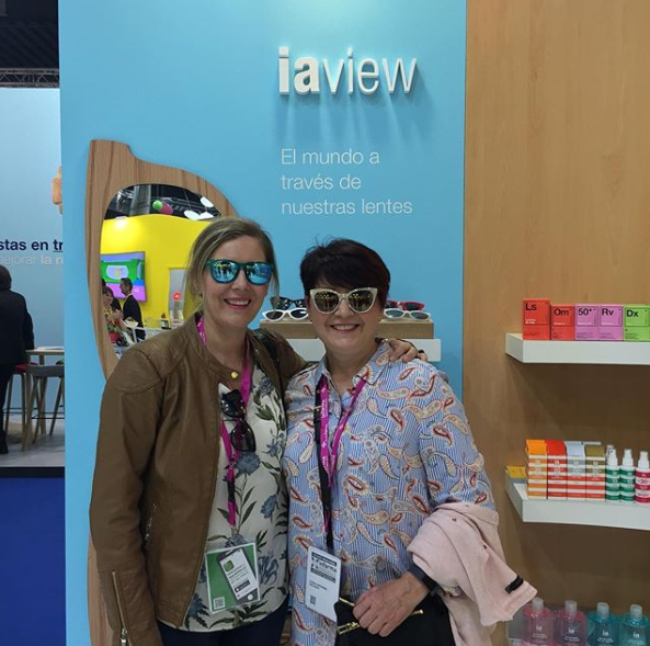 Hefame_es's tweet photo. ¡@FarmaBenijofar es la ganadora del sorteo de ayer! 
Hoy, última oportunidad. ¿Quieres unas? 🕶️
1.   Hazte una foto en nuestro stand de #infarma2019 con unas gafas de la nueva colección #iaview
2.    Súbela a Instagram
3.    Etiqueta a "iaview" con el hashtag #iaviewEnInfarma https://t.co/h2X4GfEaFJ