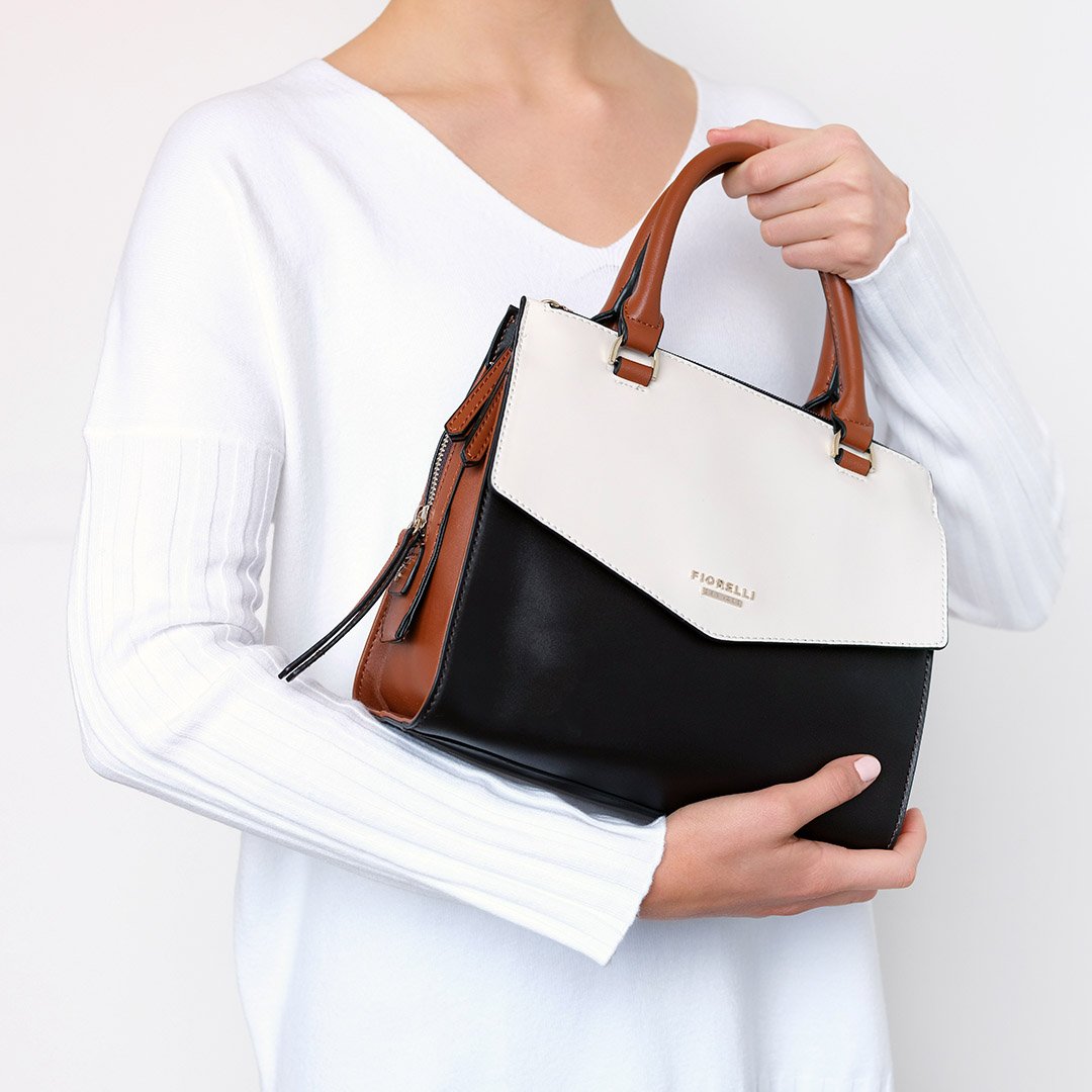 _wearebrandmax's tweet image. Shop the perfect gift this Mother’s Day 💙 &amp;gt;&amp;gt; goo.gl/nMdY1X

#Fiorelli #WeAreBrandMax #DesignerLabelsForLess #Home #Clothing #Footwear #DiscoverTheValue #MyUnexpectedDiscovery