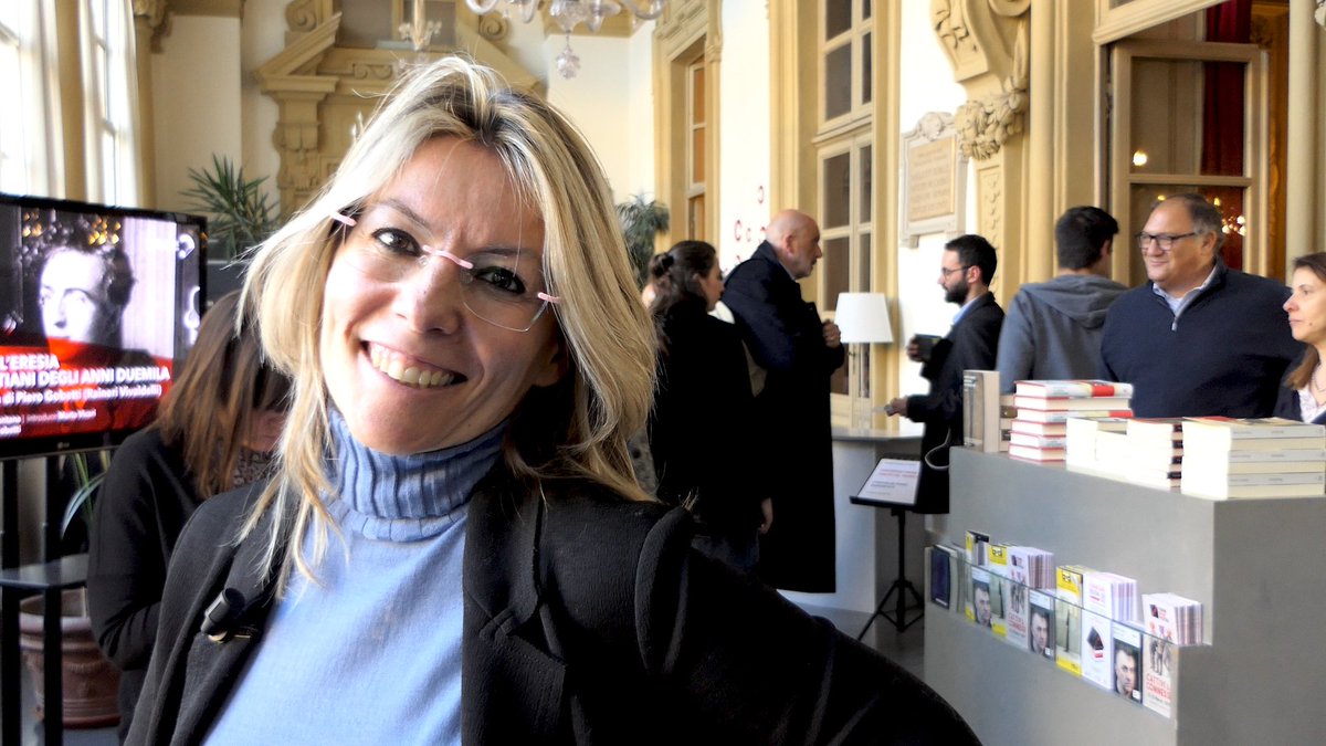 ilSabbatico's tweet image. Al @CircoloLettori con @SaraRattaro per conoscere la sestina del Premio @ilbancarella.
Sabato alle 19.45 e domenica alle 16.45 a @ilSabbatico su @RaiNews.