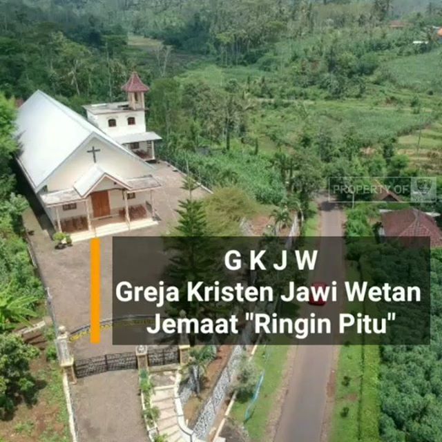 kppMLG1's tweet photo. GKJW Jemaat Ringin Pitu
Sebelum didewasakan, calon jemaat Ringin Pitu adalah bagian dari GKJW Jemaat Peniwen - Kabupaten Malang.

#GKJW #GKJWseries #2 - Ringin Pitu https://t.co/lWsh6khlEB