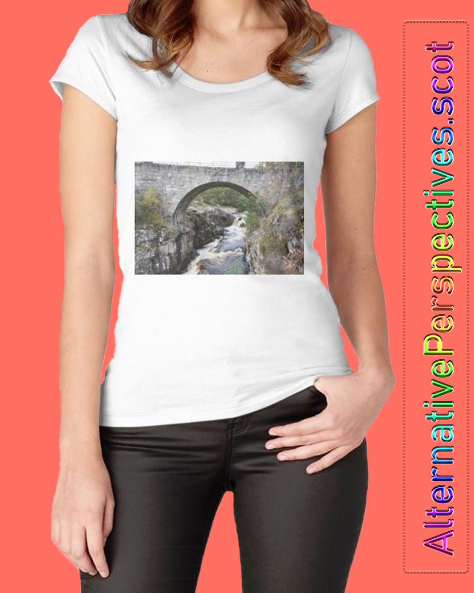 AlternPerspec's tweet photo. Silverbridge Over Blackwater
https://t.co/y62pCD4KJc
Pic Description: A #female wearing a #tee with an image of a #bridge #crossing a #river
#alternativeperspectives #shopscotland #shopsmall #shopindie #indycreative https://t.co/DWwAV7Uzso