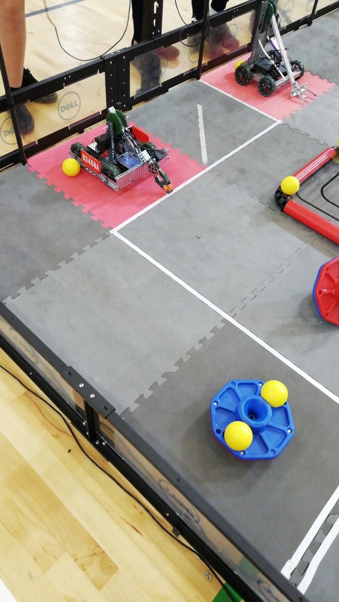 rmjoia's tweet image. Good luck ladies! @stalscork @stals_robotics
 #VexRoboticsCompetition #kinsale