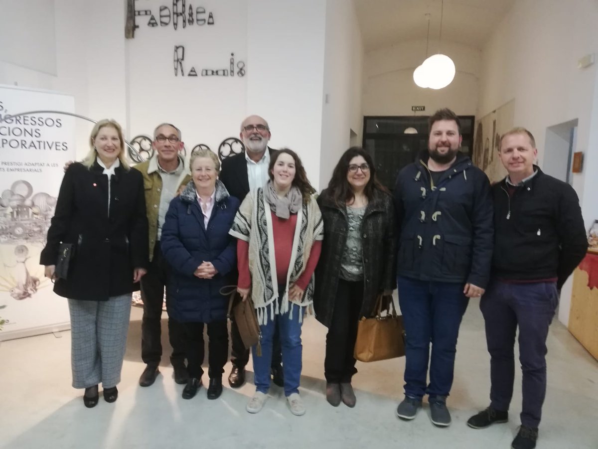 CiudadanosInca's tweet photo. Ayer asistimos a la VII edicio del premis de artesania 2018 que se celebraron en la @fàbricaramis
#CsInca con la #artesania de Balear
#EquipoNaranja 💪🍊 https://t.co/UmBYX2nzkp