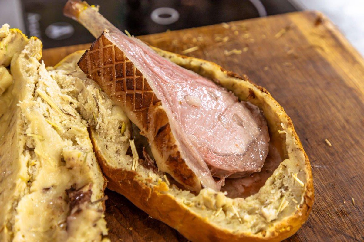 Midsummerhouse's tweet photo. Tune into @sat_jamesmartin show this weekend from 9.30am @ITV @Midsummerchef creates mouthwatering hay crusted pork filltet. @jamesmartinchef also joined by the talented @JackSavoretti.
For this recipe and many more head to https://t.co/7hwNX3gzX7 pick up copy of #OutOfMyTree https://t.co/J9gcwzjlfw