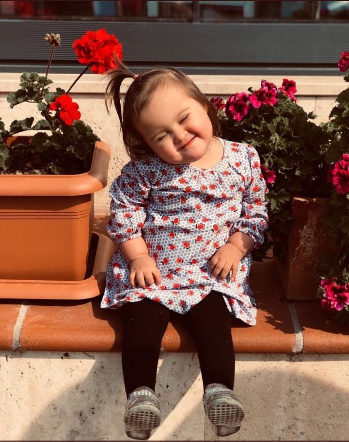zelEgitimci1's tweet photo. Yüzünüzdeki sıcacık gülüşünüz, tertemiz kalplerinizle Dünya'ya kattığınız +1 değerin farkındayız...
#DownSendromu
@ziyaselcuk 
@hmzaydg 
@aebilgili 
@EmineErdogan 

Özel eğitim alan mezunlari olarak her zaman evlatlarımızin yanındayız. 3 bin konterjan talep ediyoruz. https://t.co/cQJFRAT3ly
