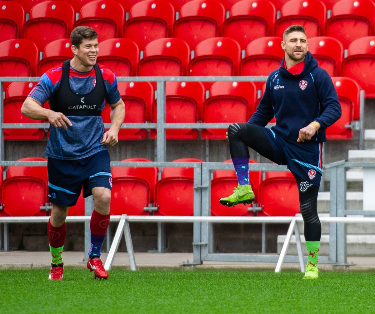Fantastic to see our First Team <a href="/Saints1890/">St.Helens R.F.C.</a> players wearing their odd socks for captains run today! #DownSyndromeAwarenessDay2019 🧦😇

#saintsandproud <a href="/readysteadydown/">Ready Steady Downs</a>