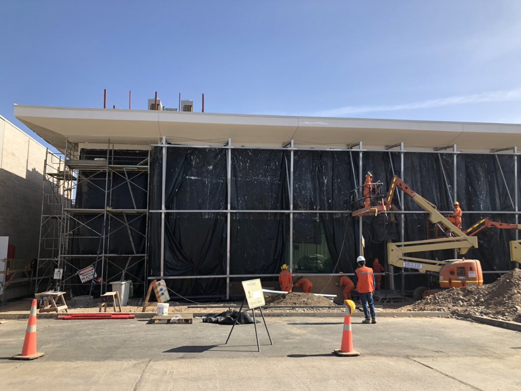 astropixie's tweet image. Finally visiting La Serena, Chile this week for the first time since joining @LSST!  The new computing center and office space is coming along nicely.  Tomorrow - to the summit! #ChileMiraTuCielo #lsst #nsfscience