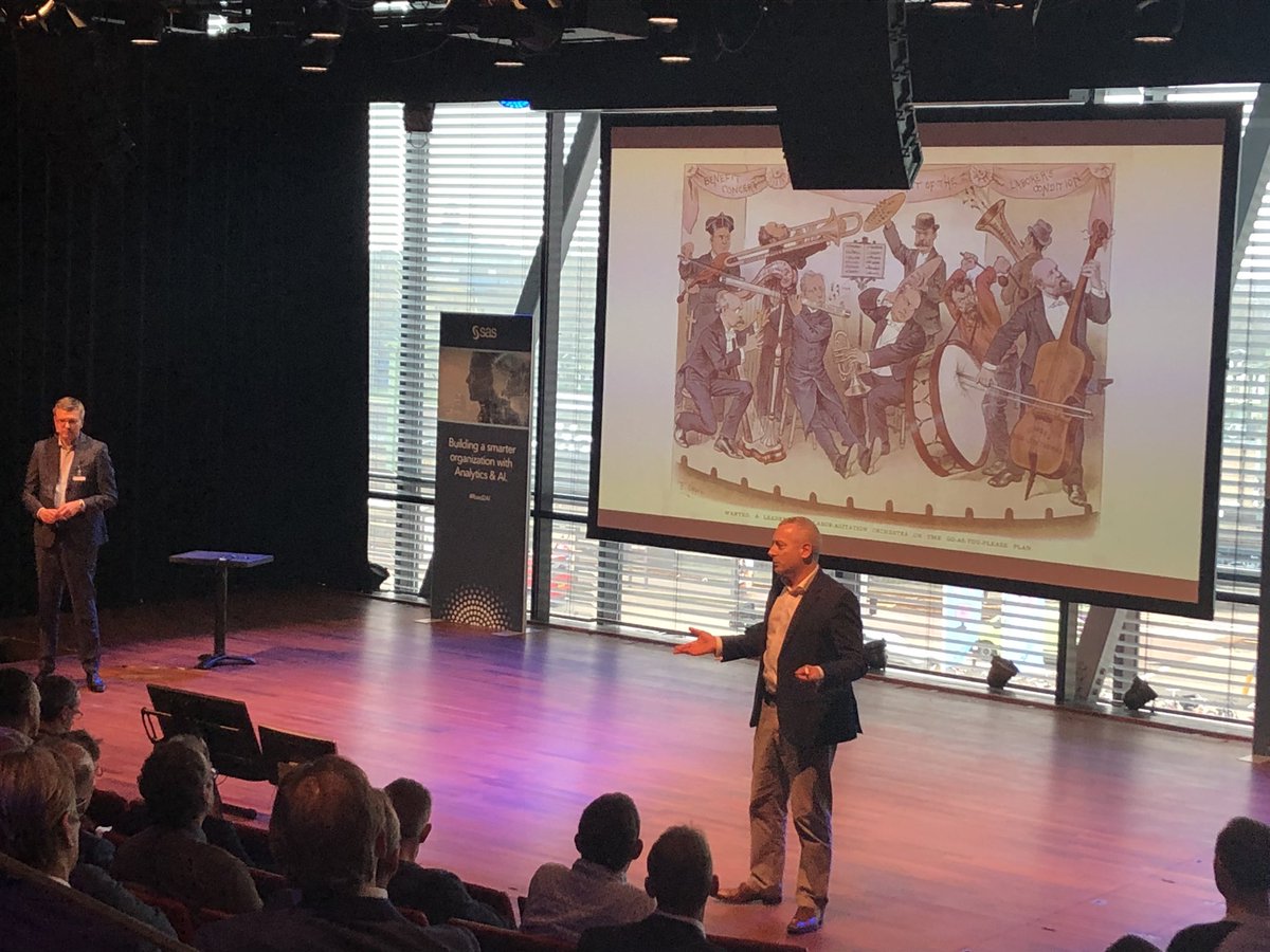 jannymorsink's tweet photo. Business people and Data Scientists don’t speak the same language. @Olivier_Penel and @EdwinvanUnen about choice and control. #Road2AI https://t.co/BTiMC2JwcO