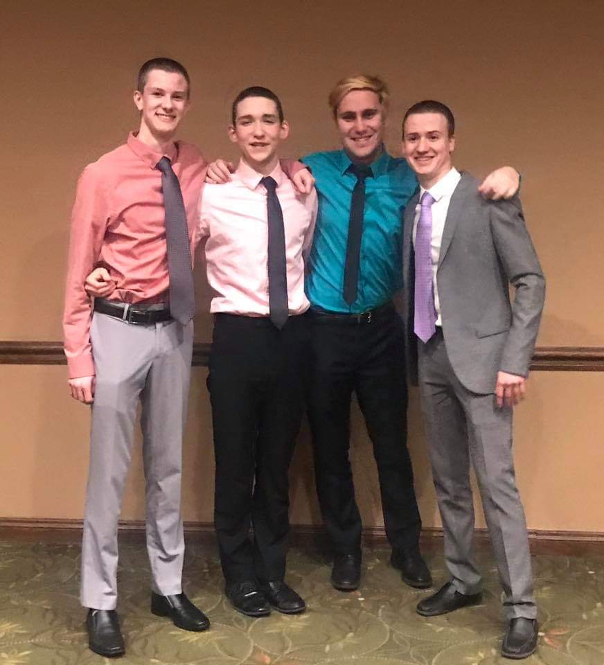 WLCSwimDiveM's tweet photo. WLC Swim &amp; Dive Banquet: https://t.co/9OJuhrc8nL
