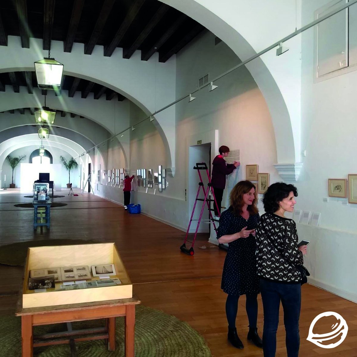 iCreative_es's tweet photo. El lunes 18 se inauguró en las bodegas González Byass de Jerez de la Frontera la exposición "Abel Chapman, la naturaleza dibujada", de la cuál formamos parte en el montaje. La podéis visitar hasta el 31 de marzo. 😉 #iMageCreative #GonzalezByass https://t.co/dvlCdbtIMB