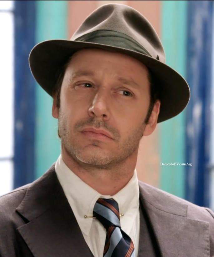 DedicadoBVicuna's tweet image. #ATAV #capitulo7  #BenjaminVicuña  #Torcuato 🎩 😍 @benjavicunamori @Arg_eltrece 😊👌👌